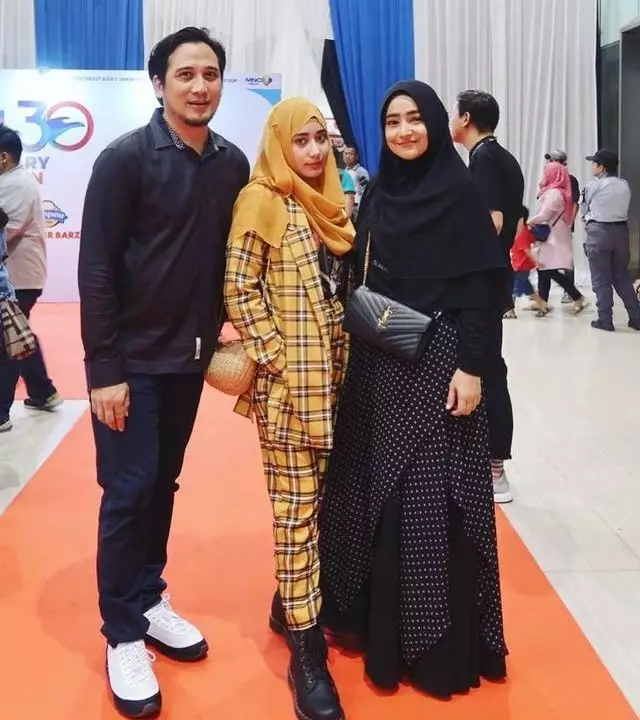 Potret 10 aktor sinetron 90-an dan sang putri Instagram