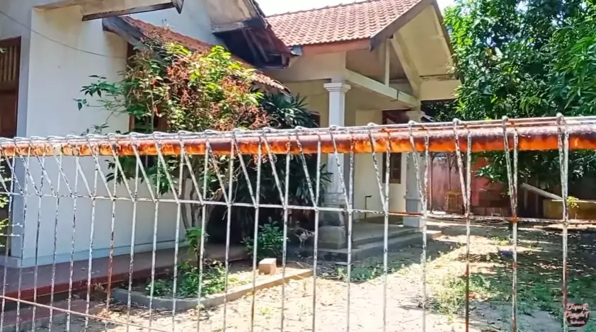 potret rumah Abiem Ngesti © YouTube potret rumah Abiem Ngesti © YouTube