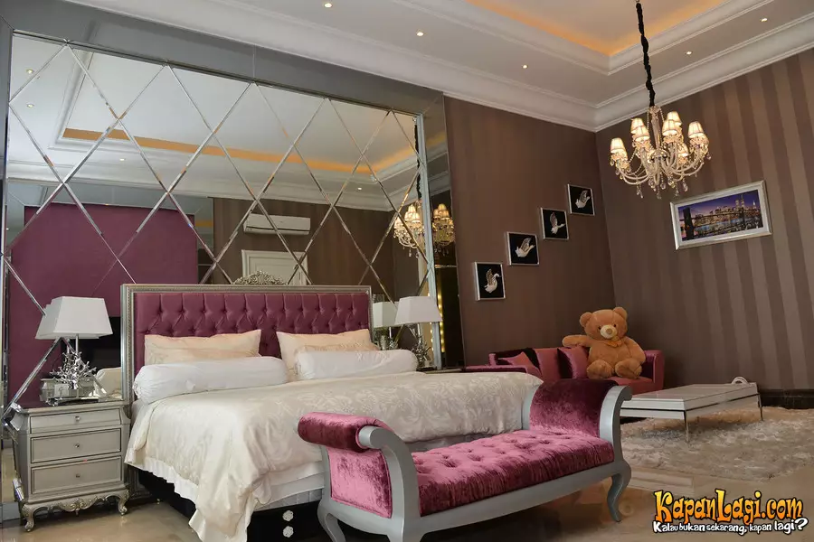 Potret kamar pesinetron © berbagai sumber