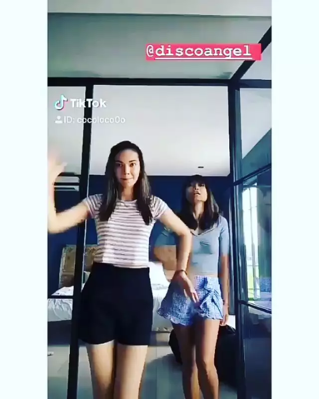 Potret kamar pesinetron © berbagai sumber