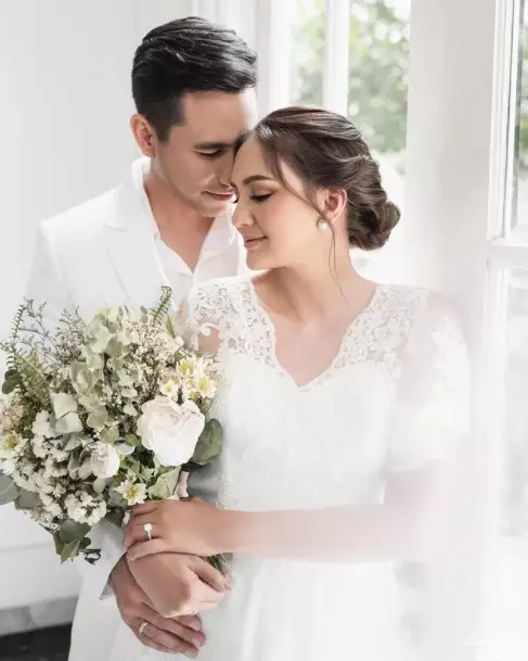 Pemotretan terbaru Donna Agnesia dan Darius © 2021 brilio.net Pemotretan terbaru Donna Agnesia dan Darius © 2021 brilio.net