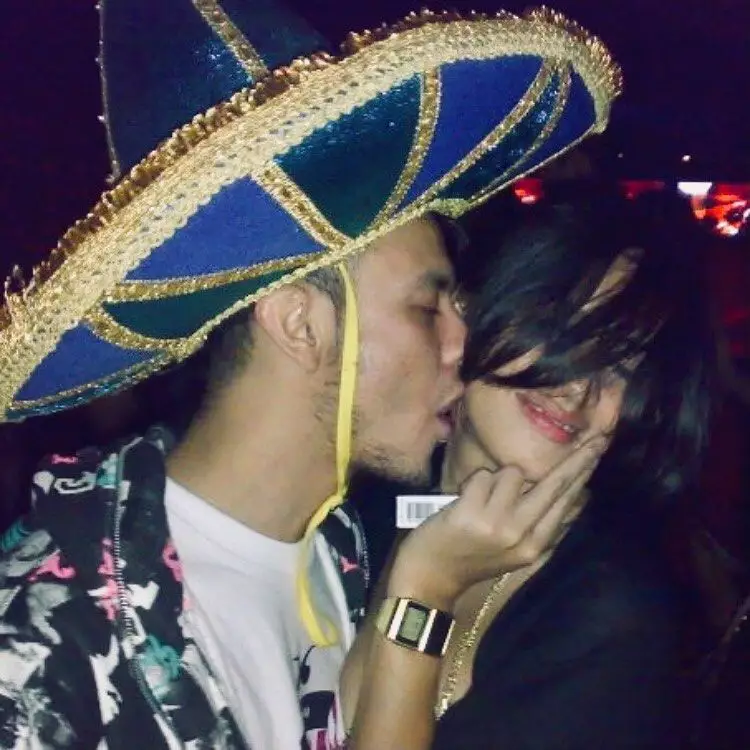 potret lawas musisi saat pacaran © instagram
