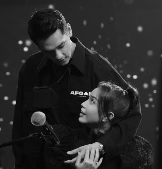 Rossa tulis pesan romantis untuk Afgan © 2021 Instagram