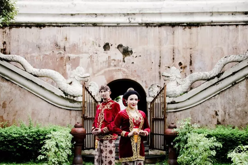 Potret prewedding Roro Fitria © 2021 Instagram Potret prewedding Roro Fitria © 2021 Instagram