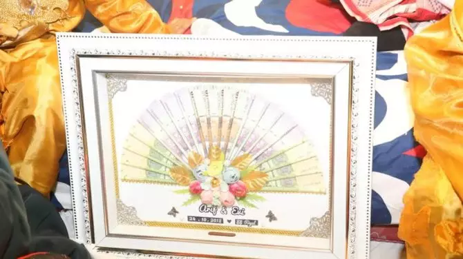 Mahar pernikahan pedangdut Berbagai sumber 