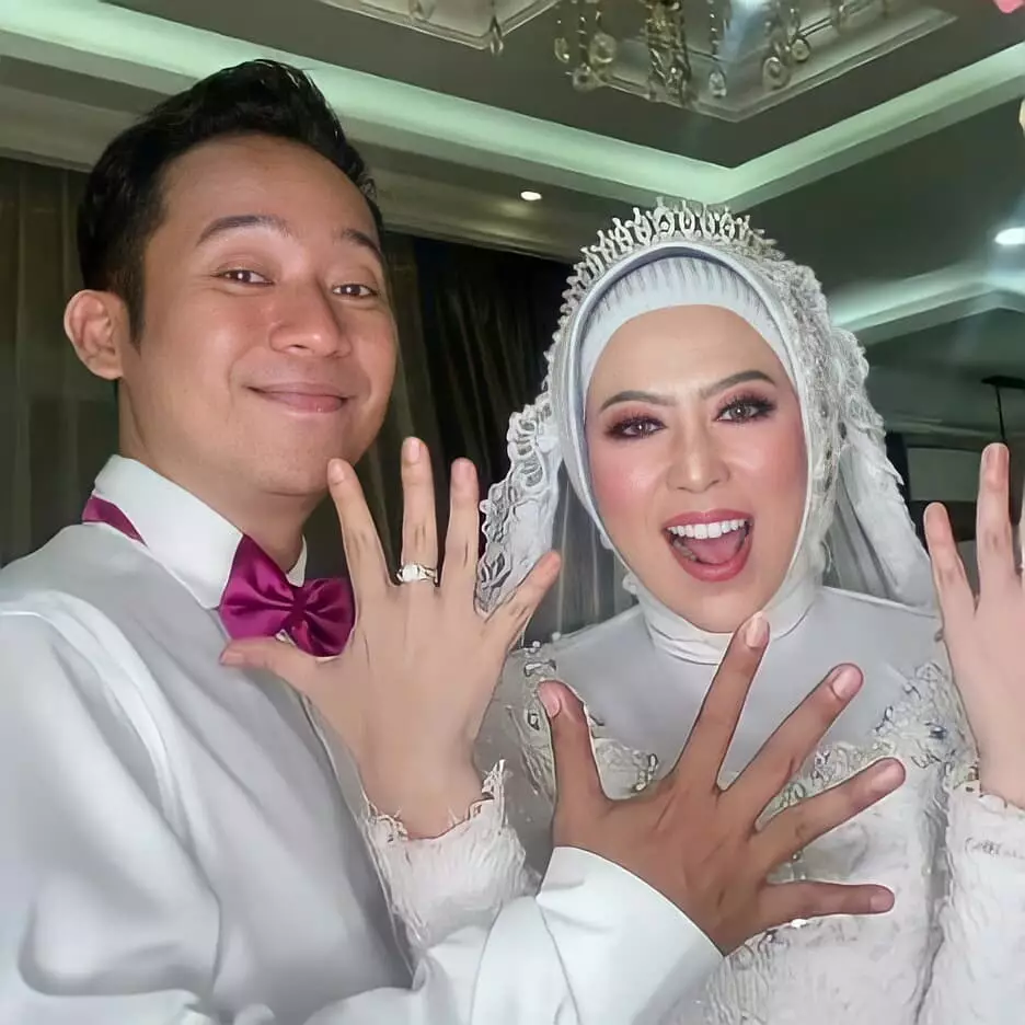 seleb ini pilih jadi pengantin lagi © berbagai sumber