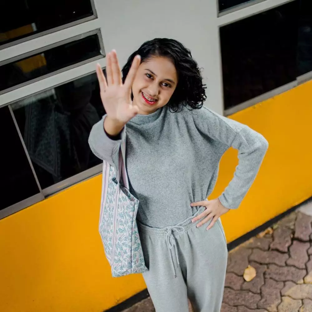 pesona putri aktor yang beranjak dewasa © instagram