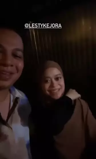 Potret terbaru Lesty Kejora usai melahirkan © Instagram Potret terbaru Lesty Kejora usai melahirkan © Instagram