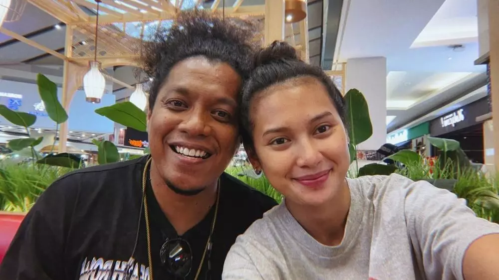 Seleb rayakan tahun baru perdana © 2022 brilio.net Seleb rayakan tahun baru perdana © 2022 brilio.net