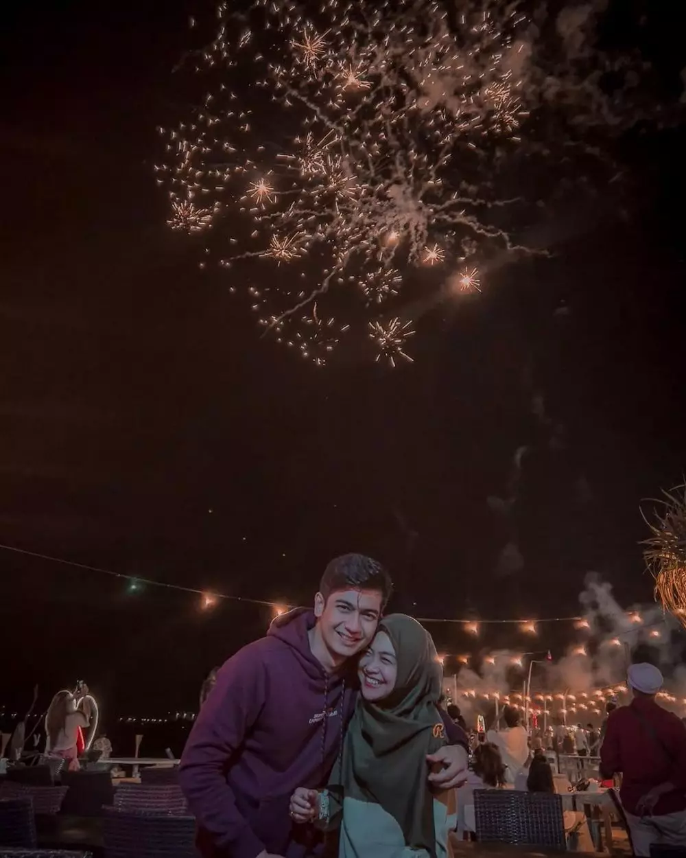 Seleb rayakan tahun baru perdana © 2022 brilio.net Seleb rayakan tahun baru perdana © 2022 brilio.net