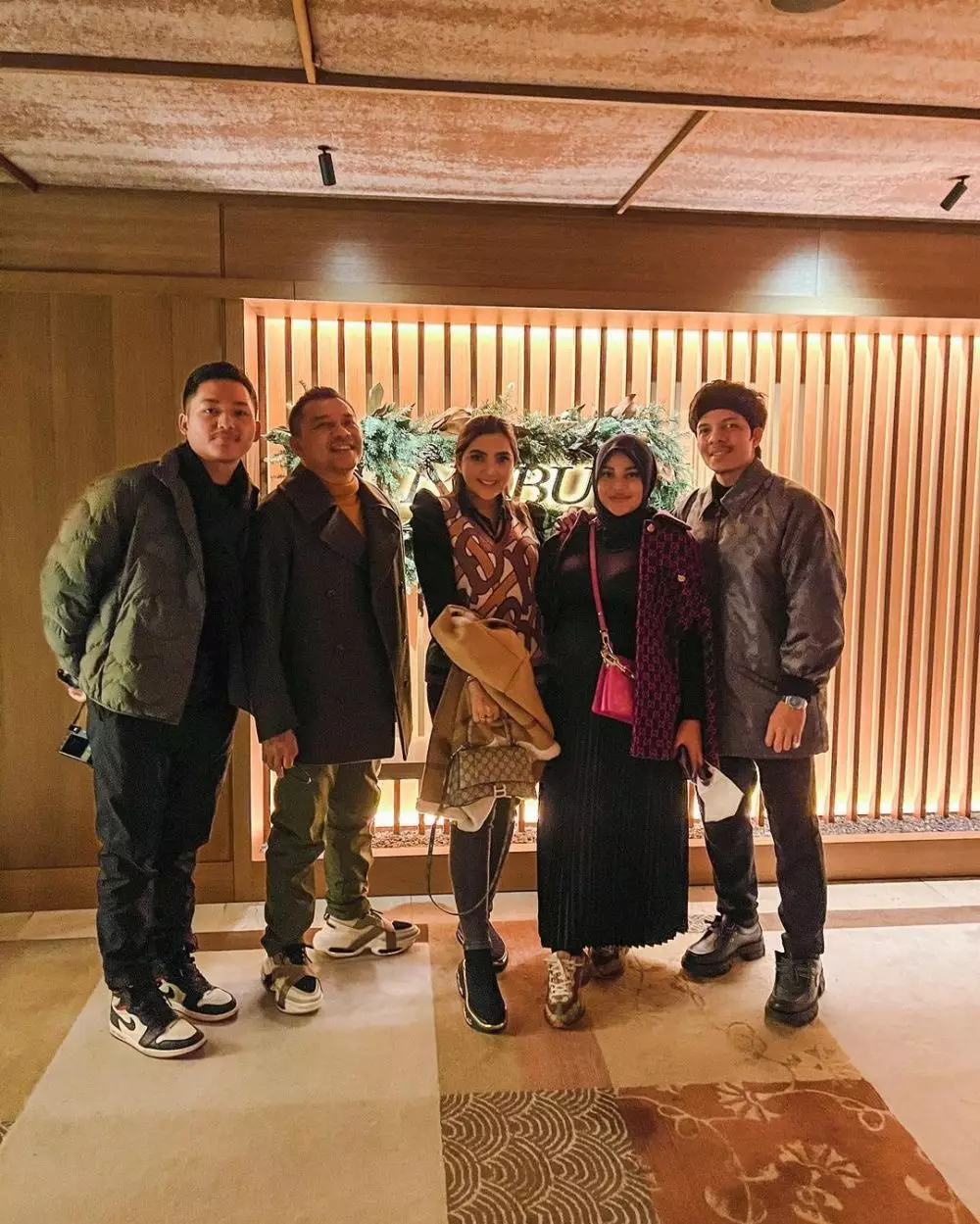 seleb rayakan tahun baru di luar negeri © 2022 brilio.net