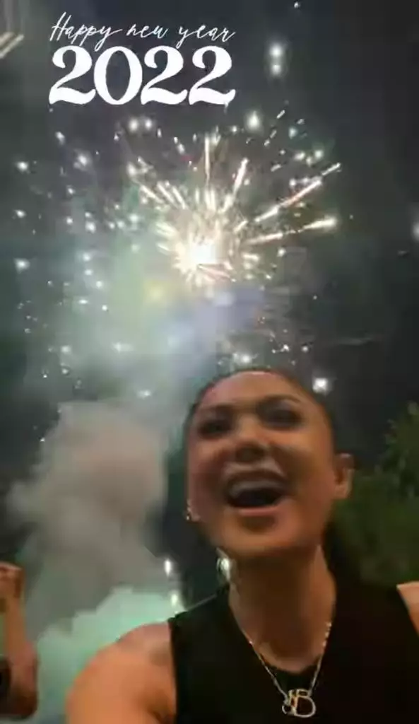 Tahun baruan yuni shara instagram