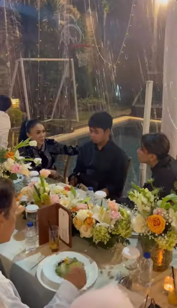 Tahun baruan yuni shara instagram