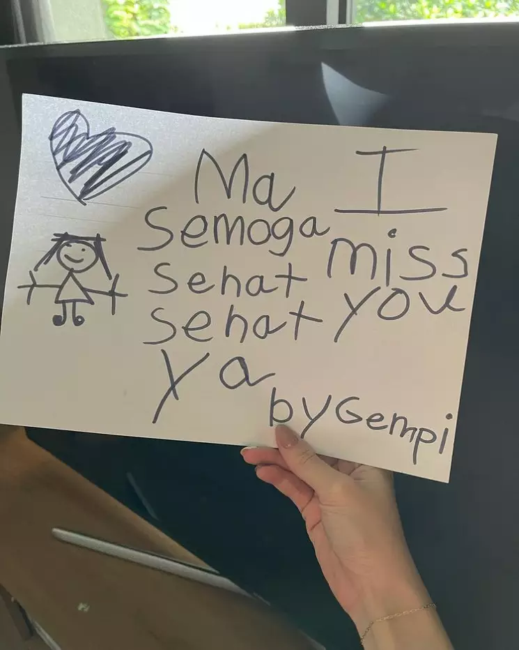  tulisan tangan anak seleb © 2022 brilio.net