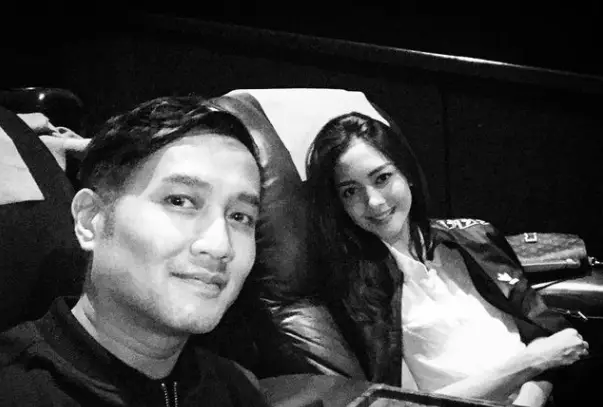 Potret jadul penuh kenangan Ririn Dwi Ariyanti & Aldi Bragi Instagram Potret jadul penuh kenangan Ririn Dwi Ariyanti & Aldi Bragi Instagram