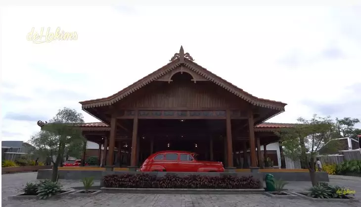 potret detail pendopo soimah © YouTube