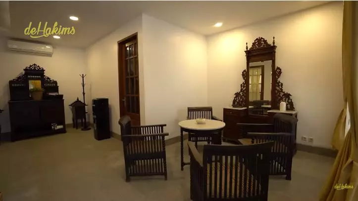 potret detail pendopo soimah © YouTube