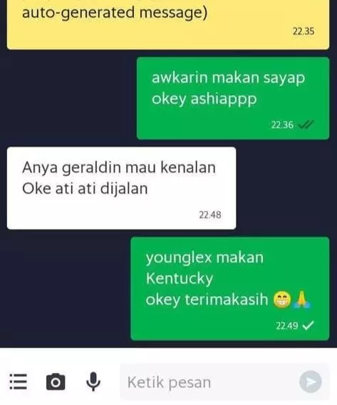 driver ojek online ajak adu pantun © 2022 instagram.com