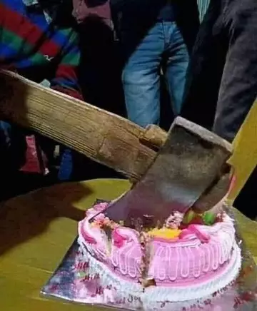 benda dipakai nggak pas sama gunanya © 2022 instagram.com