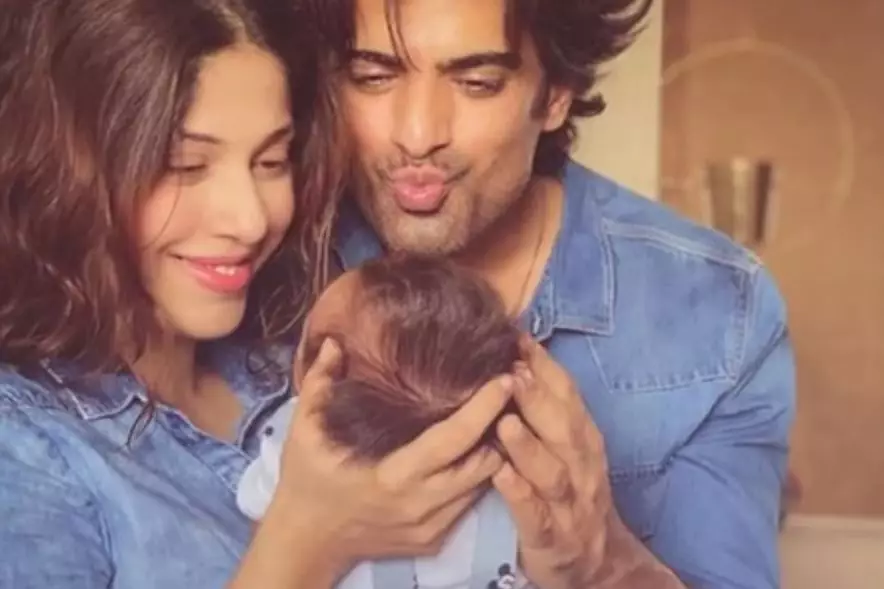 seleb Bollywood momong anak 2021 © 2022 brilio.net