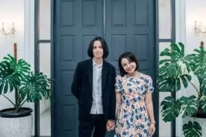 Potret 8 penyanyi cantik bareng anak lajangnya, bagaikan kakak adik