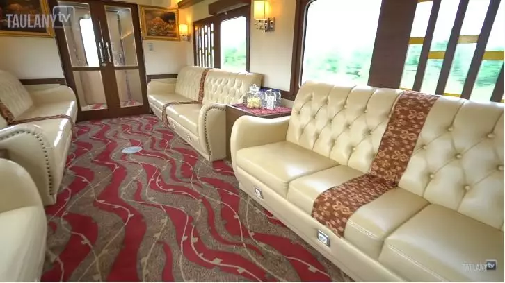  kereta api yang disewa andre taulany © YouTube