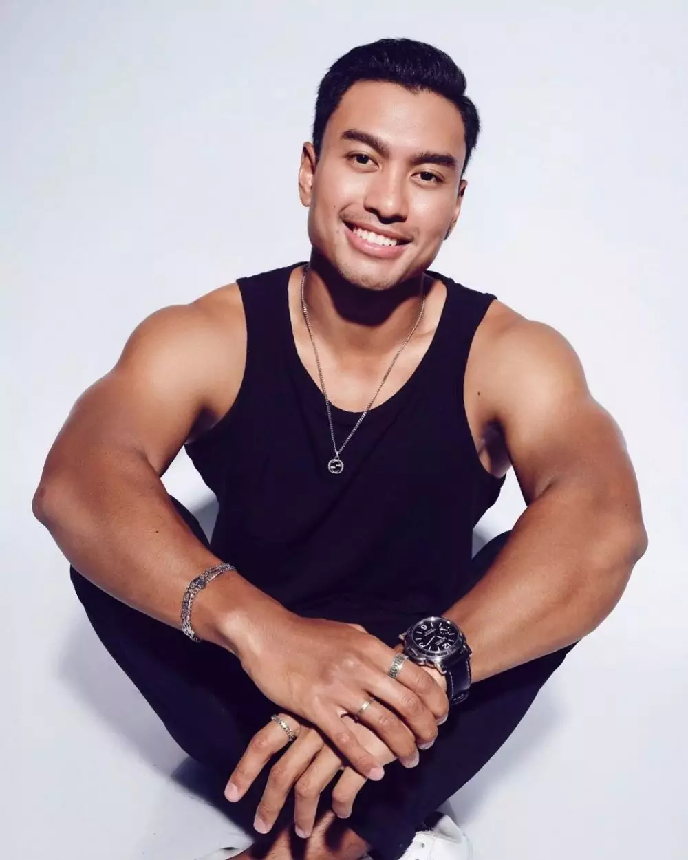 Austin Alexander dijodohkan dengan Fuji © Instagram