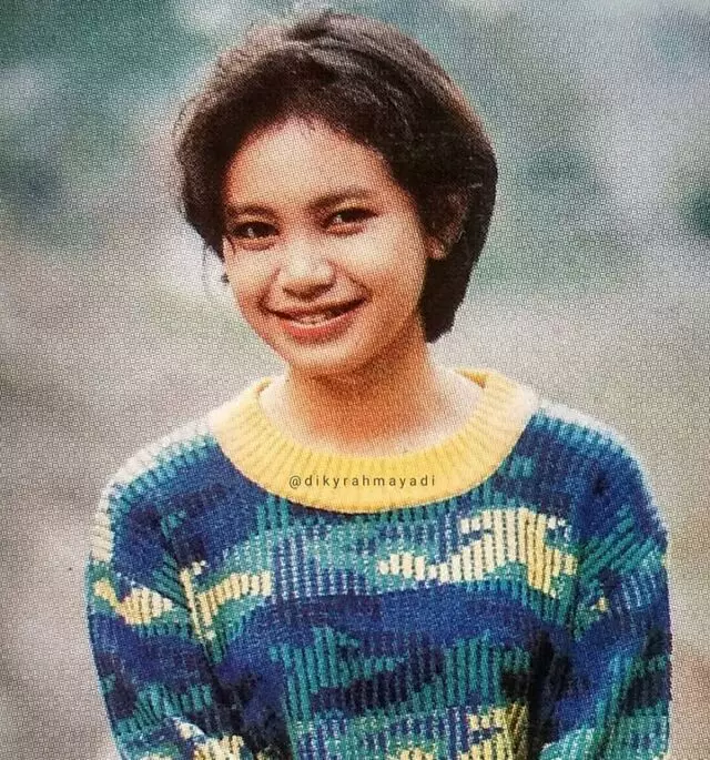 potret Rossa saat debut Berbagai sumber 