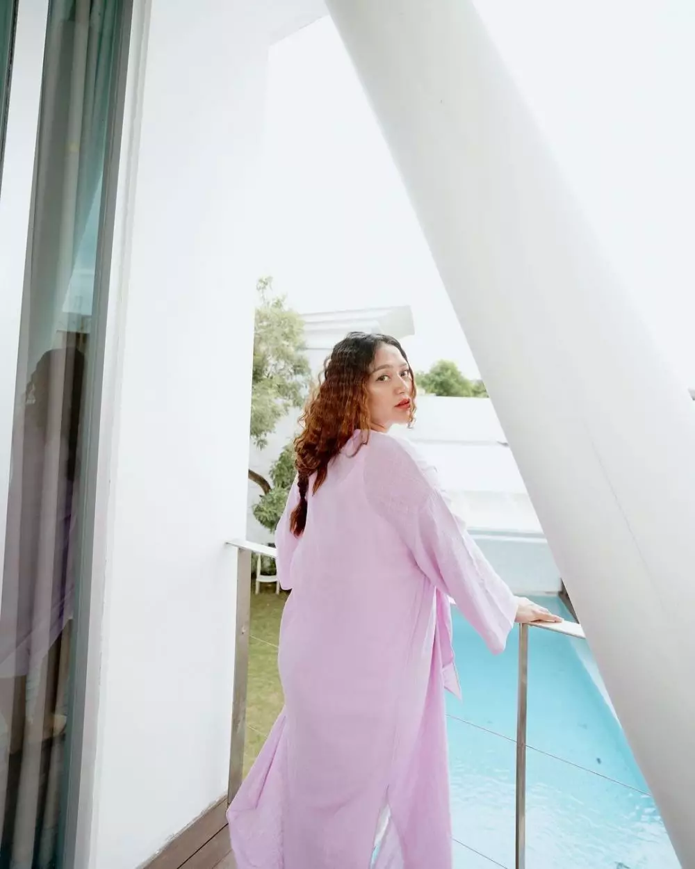 ide outfit hamil ala Siti Badriah © berbagai sumber