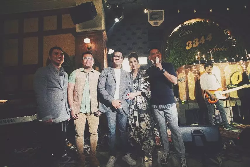 Momen ulang tahun presenter pria © berbagai sumber Momen ulang tahun presenter pria © berbagai sumber