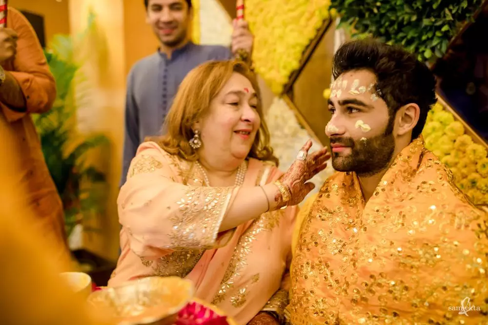 Momen ritual haldi jelang nikah seleb Bollywood Berbagai sumber 