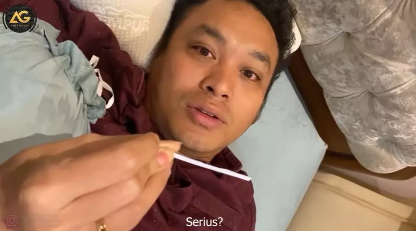 momen Adiezty dan Gilang Dirga cek kandungan © YouTube momen Adiezty dan Gilang Dirga cek kandungan © YouTube