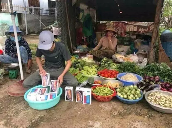 pedagang jualan canggih abis © berbagai sumber pedagang jualan canggih abis © berbagai sumber