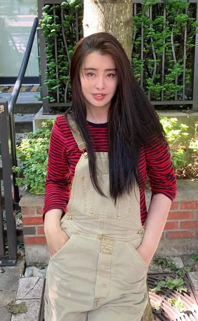 potret terbaru Joey Wang © Instagram