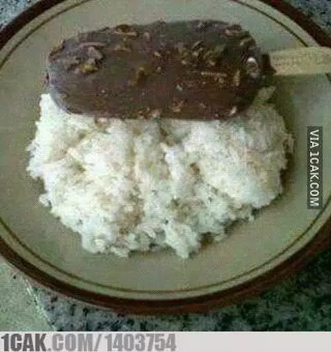 cara menikmati es krim yang nggak biasa © 1cak.com cara menikmati es krim yang nggak biasa © 1cak.com