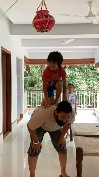 penampakan rumah Aamir Khan Berbagai sumber 