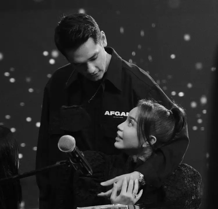 potret kebersamaan Afgan dan Rossa dari masa ke masa Berbagai sumber 