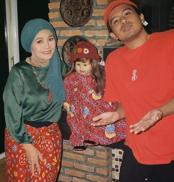 Potret transformasi Ria Enes dan Susan © berbagai sumber Potret transformasi Ria Enes dan Susan © berbagai sumber