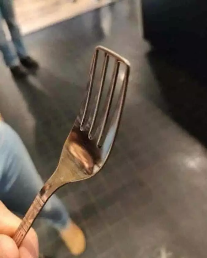 benda desainnya salah jadi nyeleneh © Instagram