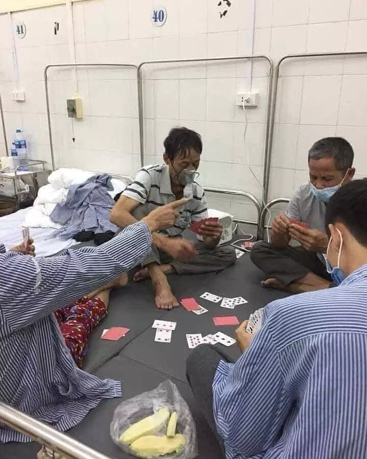 momen orang nggak pengen kalah lucu © berbagai sumber