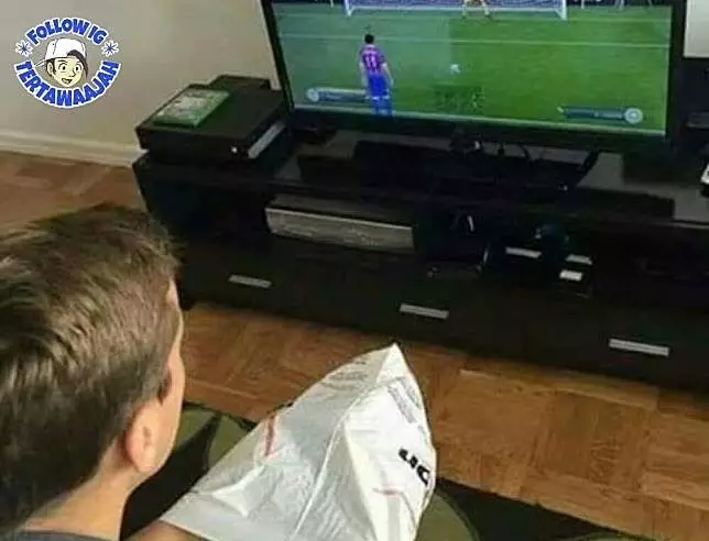 momen orang nggak pengen kalah lucu © berbagai sumber