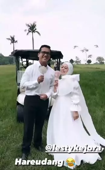 Lesty Kejora kembali syuting usai melahirkan Berbagai sumber