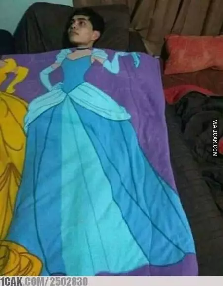 pakai selimut tak biasa © berbagai sumber