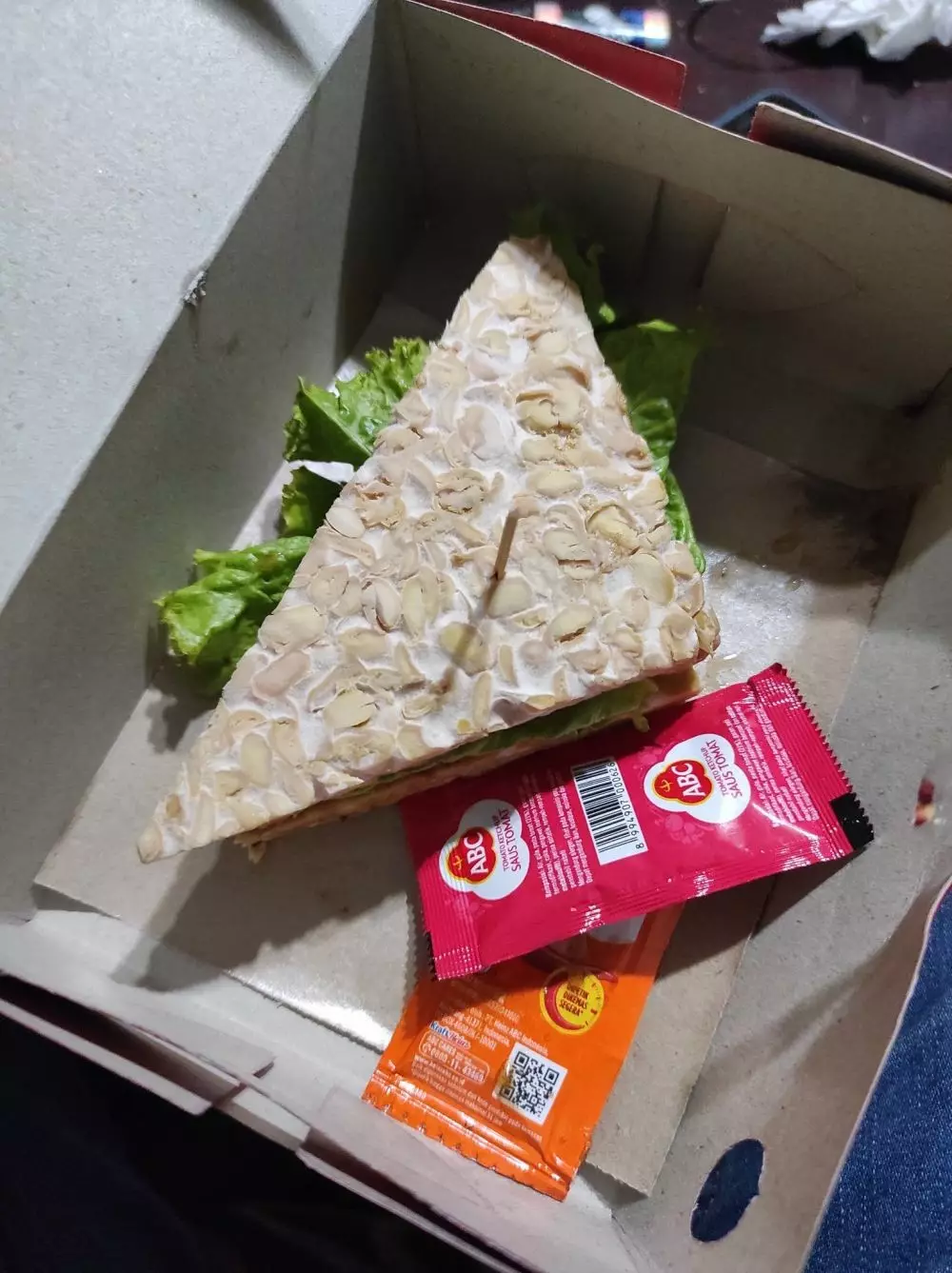 potret ngenes beli makanan © berbagai sumber