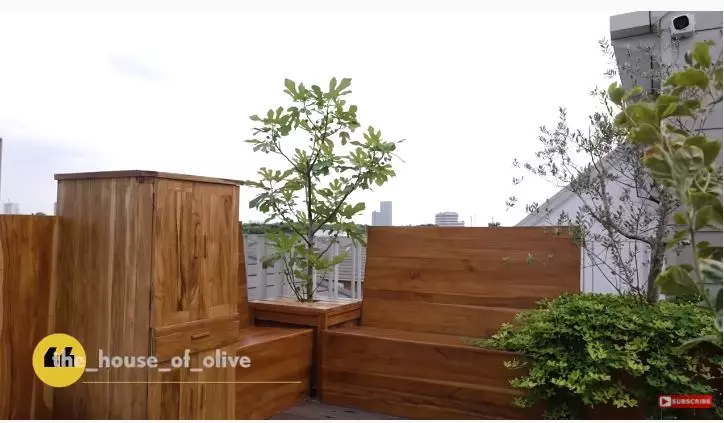 potret rooftop rumah sharena delon © YouTube