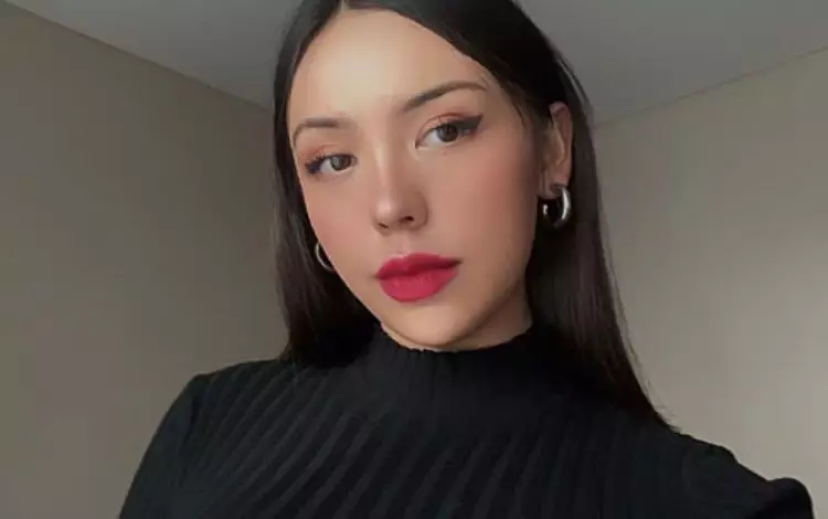 Potret Sarah Louise kekasih Fadly Faisal kakak Fuji Instagram/@srhloisee Potret Sarah Louise kekasih Fadly Faisal kakak Fuji Instagram/@srhloisee