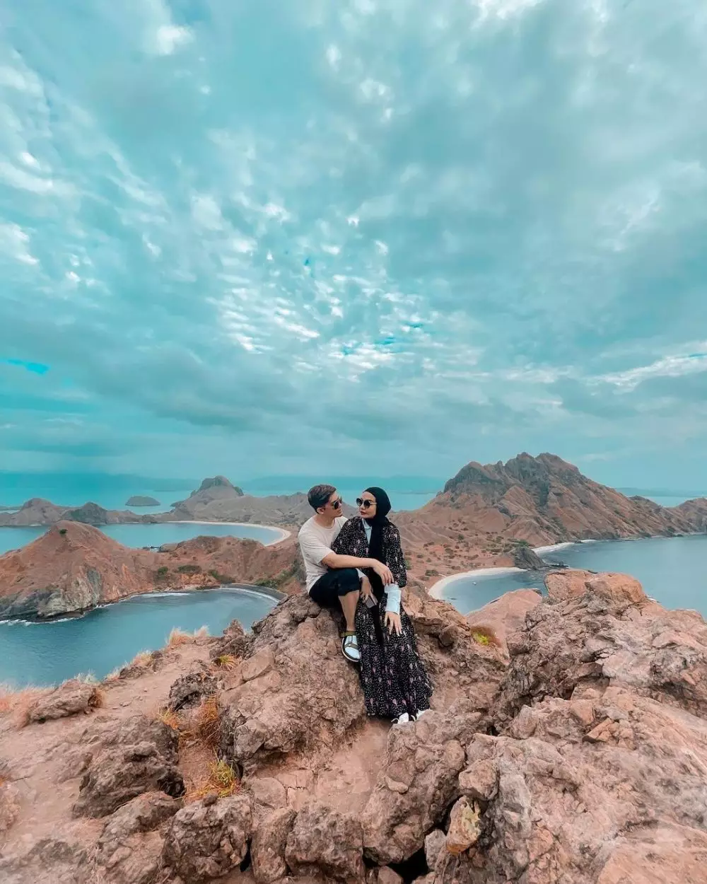 zaskia sungkar klarifikasi aset yang disita bank © instagram zaskia sungkar klarifikasi aset yang disita bank © instagram