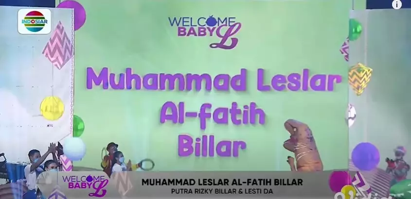 Momen Lesty Kejora & Rizky Billar umumkan nama buah hati © YouTube Momen Lesty Kejora & Rizky Billar umumkan nama buah hati © YouTube