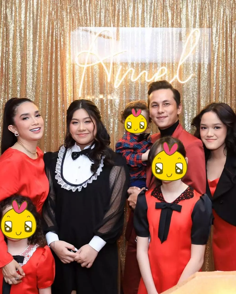 Momen sweet seventeen anak Ussy Sulistyawati © Instagram