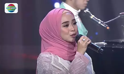 Pesona Ega D'Academy di acara welcoming anak Lesty Kejora © berbagai sumber